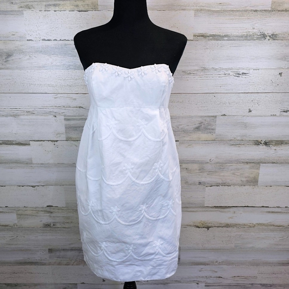 Lilly Pulitzer White Embroidered & Beaded Strapless Mini Dress Sz 4 Boho Beachy - Picture 2 of 16